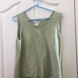 FINAL MARKDOWN Ladies drapers and Damon’s knit tank top pl